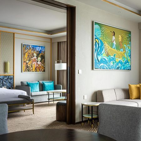 Fili Hotel At Nustar سيبو المظهر الخارجي الصورة