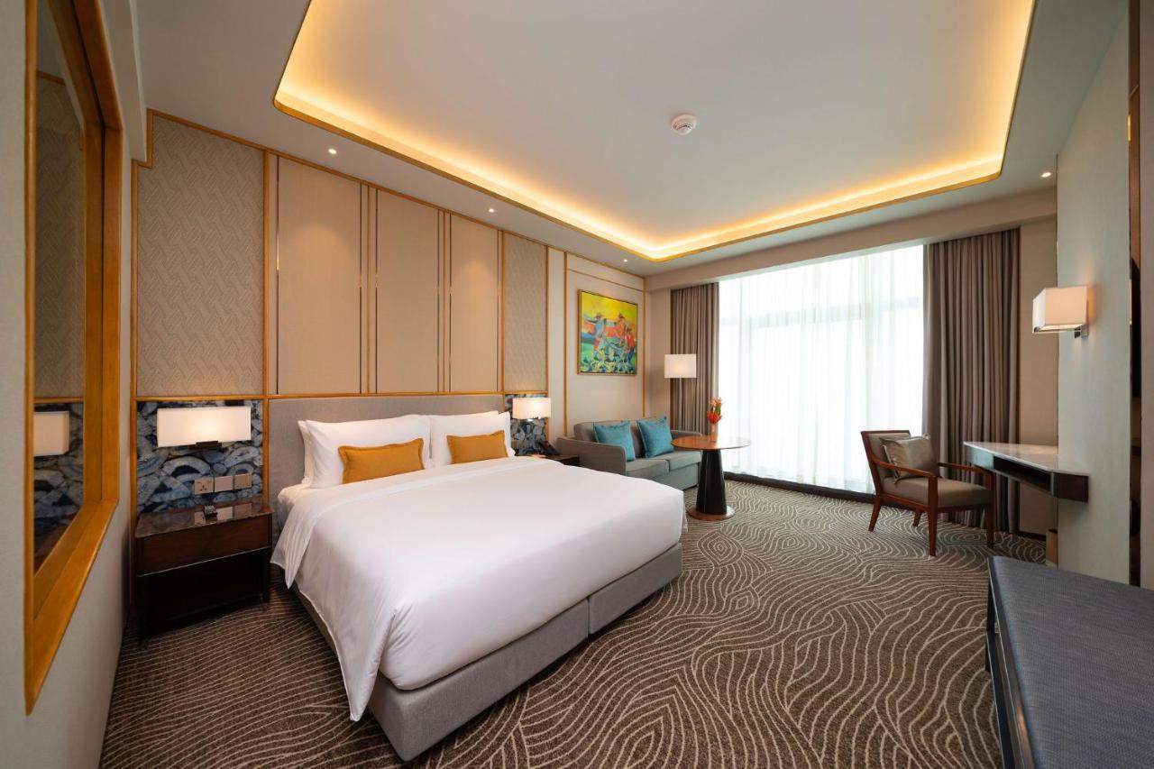 Fili Hotel At Nustar سيبو المظهر الخارجي الصورة